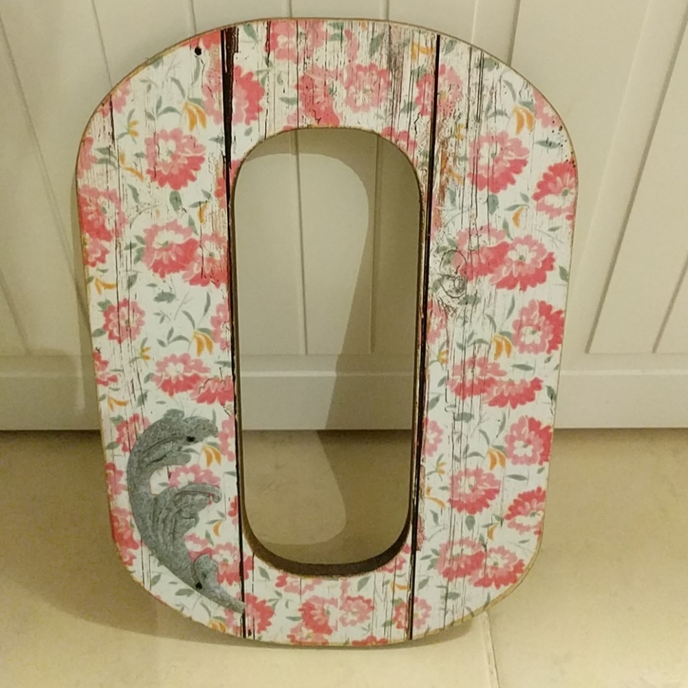Decorative wood letters